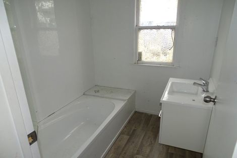 Photo of property in 36 Brown Street, Strathern, Invercargill, 9812