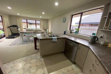 Photo of property in 49 Branigan Parade, Kelvin Grove, Palmerston North, 4414