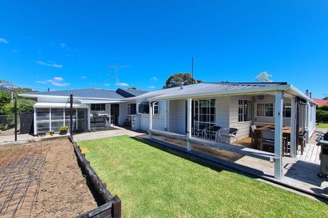 Photo of property in 945 Rings Road, Coromandel, 3506