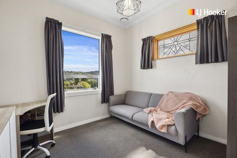 Photo of property in 212 Kenmure Road, Kenmure, Dunedin, 9011