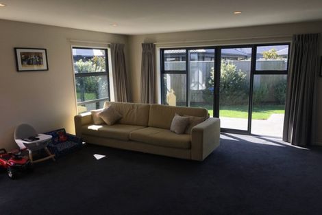 Photo of property in 6 Pimlico Place, Rangiora, 7400