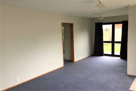 Photo of property in 8 Homer Place, Upper Riccarton, Christchurch, 8041