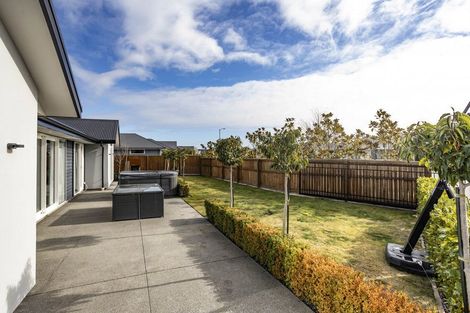 Photo of property in 70 Watkins Drive, Rangiora, 7400