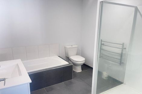 Photo of property in 32 Akeake Lane, Manurewa, Auckland, 2102