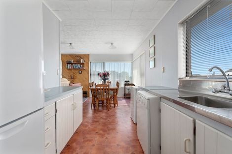 Photo of property in 5m Te Kaha Hotel Road, Te Kaha, 3199