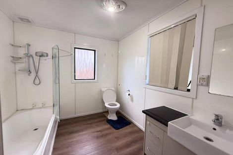Photo of property in 1/16 Reeves Road, Pakuranga, Auckland, 2010