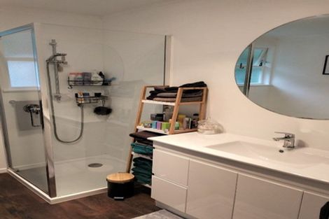 Photo of property in 27 Ngahere Street, Stokes Valley, Lower Hutt, 5019