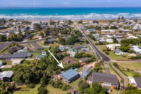 Photo of property in 8 Patterson Place, Waihi Beach, 3611