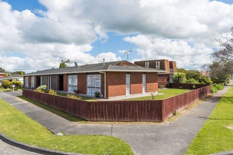 Photo of property in 2 Moyne Avenue, Milson, Palmerston North, 4414