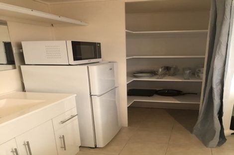 Photo of property in 45 Mana View Road, Paremata, Porirua, 5026