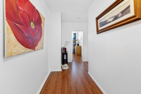 Photo of property in Lexington Apartments, 33c Hania Street, Mount Victoria, Wellington, 6011