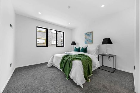 Photo of property in 525a Massey Road, Mangere, Auckland, 2022
