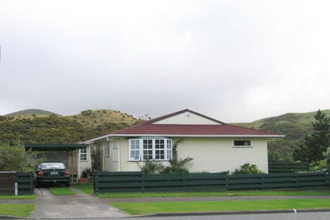 Photo of property in 75 Waipounamu Drive, Kelson, Lower Hutt, 5010