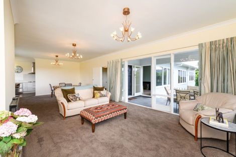Photo of property in 12 Highfield Road, Feilding, 4702