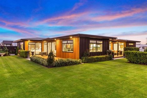 Photo of property in 71 The Esplanade, Pegasus, 7612