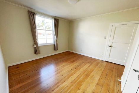 Photo of property in 64 Dominion Street, Takapuna, Auckland, 0622