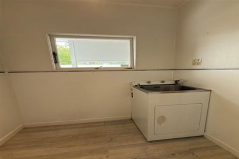 Photo of property in 208 Godley Road, Titirangi, Auckland, 0604