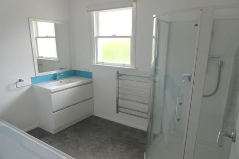 Photo of property in 44 Moana Road, Okitu, Gisborne, 4010