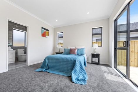 Photo of property in 8 Lavey Road, Flat Bush, Auckland, 2019