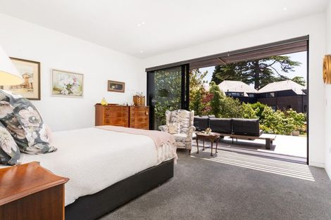 Photo of property in 35 Poynder Avenue, Merivale, Christchurch, 8014