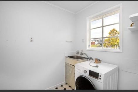 Photo of property in 35 Outram Grove, Kelson, Lower Hutt, 5010