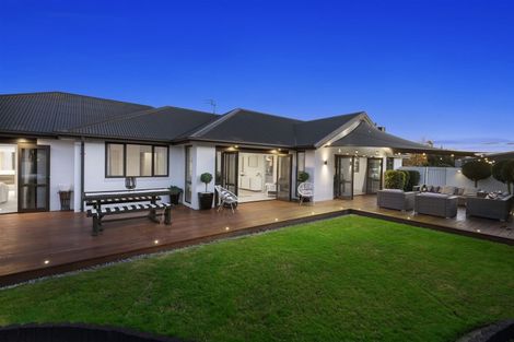 Photo of property in 5 Bernadette Street, Aidanfield, Christchurch, 8025