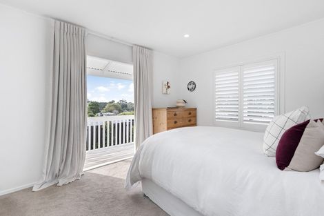 Photo of property in 2/16 Woodside Avenue, Northcote, Auckland, 0627
