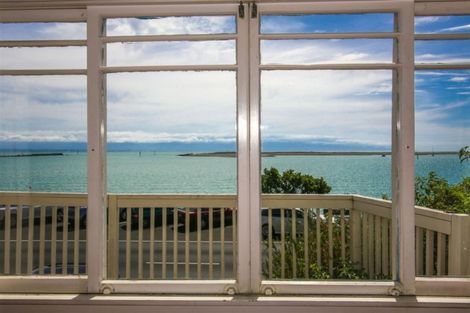 Photo of property in 335 Wakefield Quay, Stepneyville, Nelson, 7010