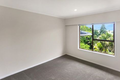 Photo of property in 2/27 Waitemata Road, Hauraki, Auckland, 0622