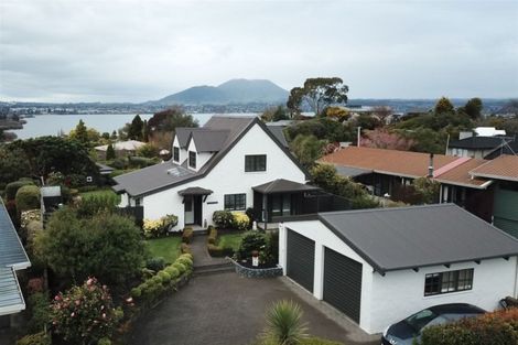 Photo of property in 735 Acacia Bay Road, Acacia Bay, Taupo, 3330