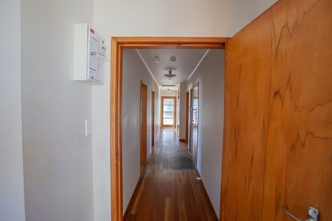 Photo of property in 15 Bayly Street, Waitara, 4320