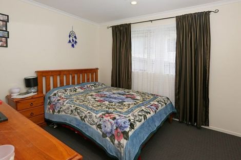 Photo of property in 49a Forest Hill Road, Henderson, Auckland, 0612