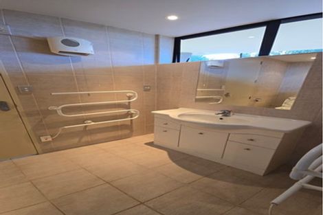 Photo of property in 1/126 Clovelly Road, Bucklands Beach, Auckland, 2012