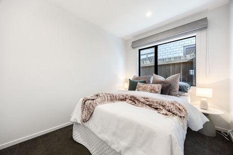 Photo of property in 33 Makete Crescent, Hobsonville, Auckland, 0618
