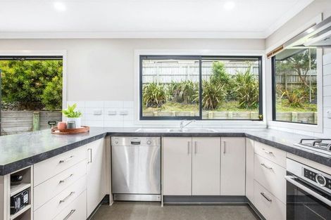Photo of property in 12 Aotea Drive, Aotea, Porirua, 5024