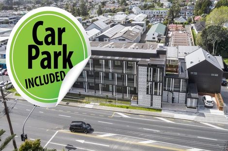 Photo of property in 2h/4045 Great North Road, Glen Eden, Auckland, 0602