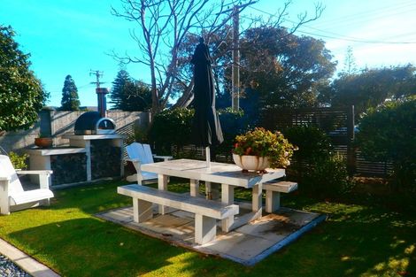 Photo of property in 86 Pohutukawa Avenue, Ohope, 3121