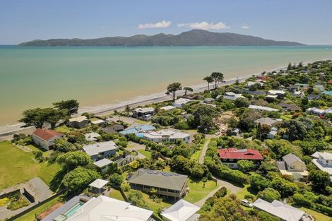 Photo of property in 19 Tainui Street, Raumati Beach, Paraparaumu, 5032