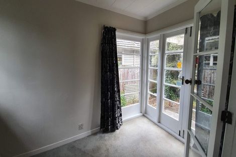 Photo of property in 43 Kirkwood Avenue, Upper Riccarton, Christchurch, 8041