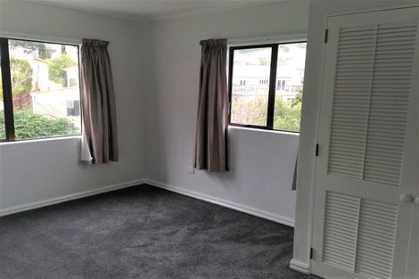 Photo of property in 112 Weka Street, Miramar, Wellington, 6022