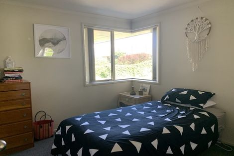 Photo of property in 16 Beachmere Place, Papamoa Beach, Papamoa, 3118