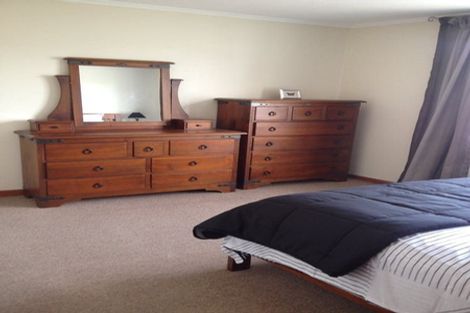 Photo of property in 16 Freyberg Street, Roslyn, Palmerston North, 4414