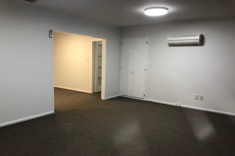 Photo of property in 3 Siska Place, Upper Riccarton, Christchurch, 8041