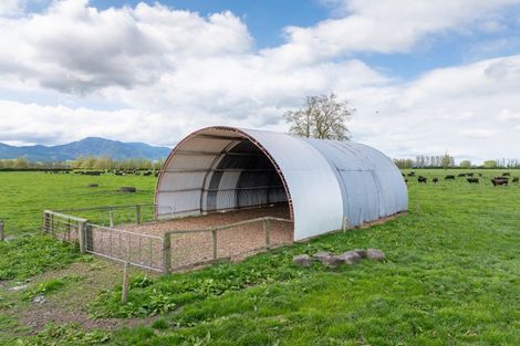 Photo of property in 131 School Road, Te Horo, Otaki, 5582