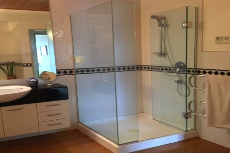 Photo of property in 2/145 Victoria Road, Devonport, Auckland, 0624