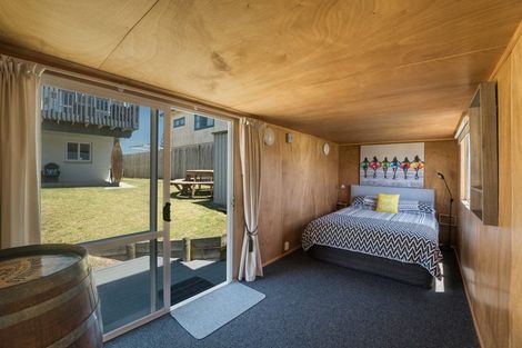 Photo of property in 271 Seaforth Road, Waihi Beach, 3611