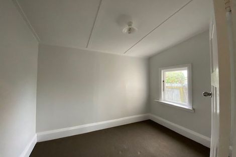 Photo of property in 15 Hall Street, Foxton, 4814