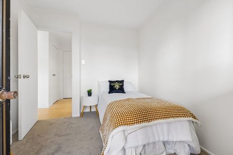 Photo of property in 1/22 Gibbons Road, Weymouth, Auckland, 2103