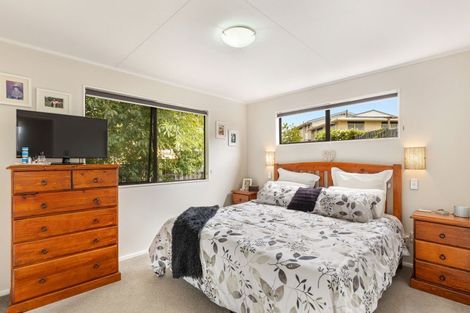 Photo of property in 10b Brierley Place, Marfell, New Plymouth, 4310