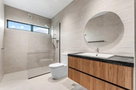 Photo of property in 261 Point Wells Road, Point Wells, 0986